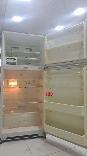 Plitələr və bişirmə panelləri: İşlənmiş 2 qapılı Beko Soyuducu Satılır — 1