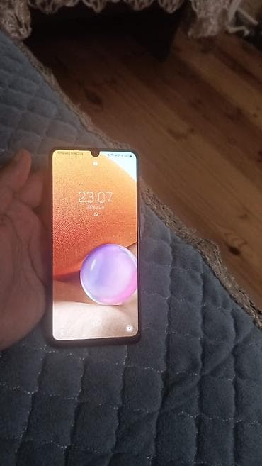 samsung 80: Samsung Galaxy A32, 64 GB — 1