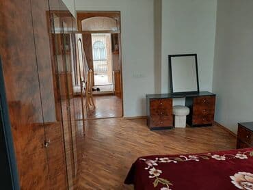 7 8 mkr kiraye evler: Tarqoviy, MCDonalds ilə üzbəüz 4 mərtəbəli binanın 4-cü mərtəbəsində — 13