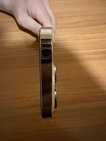 Фото и видеокамеры: IPhone 14 Pro, 256 ГБ, Matte Gold, Face ID — 6