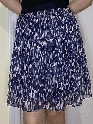 Plaşlar: Qadın ətəyi – 1 dəfə geyinilib.XSdir amma S ölçüyə də olar. Dərzidə — 3