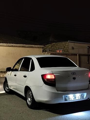 daewoo gentra 2020: Lada Granta sedan – 2013 - Rəng: ağ, 4 qapılı sedan - Kuzov: kompakt — 3