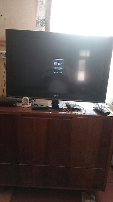 Televizorlar: Televizor LG LCD 32" FHD (1920x1080) — 2