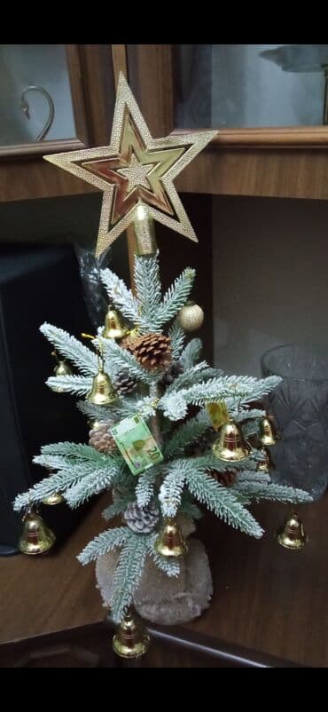 новогодняя елка: Ёлка искусственная новая 57 см продаёттся с игрушками — 2