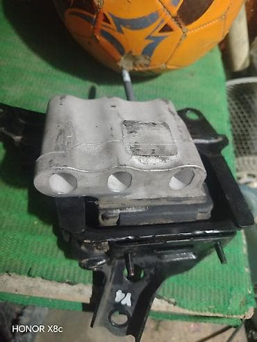 qazel mator: Avtomobil mühərrik dayağı (mühərrik yastığı) - Tip: Ön/yan mühərrik — 1