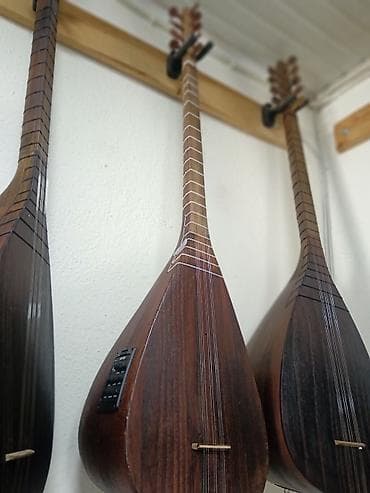 Qara saz elektro mikrafonlu