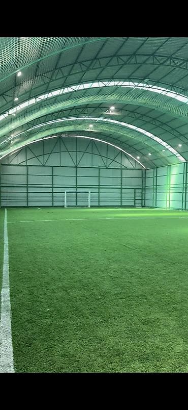 qaraj satilir: Satılır: 2 ədəd qapalı mini futbol stadionu – hazır işləyən biznes * — 1