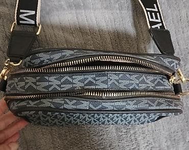 Çantalar: Çiyin çantaları dəsti 3 штуки вместе 10 манат 1) Michael Kors çiyin — 3