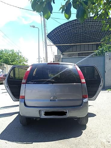 15 lik disklər: Opel Meriva: 1.4 l | 2005 il 400000 km Van/Minivan — 5