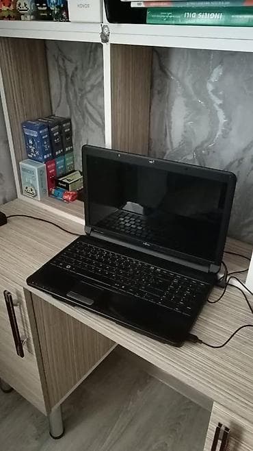 kompüter çanta: 4ram 64gb yaddaş temizdir pulda razilasmaq olar steamda istenilen — 1