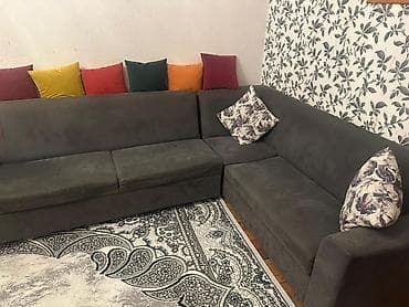 divarda kitab refi: MehimKünc divan 150₼. Açılır baza var, ölçü 2/2. Ünvan Nəsimi — 1
