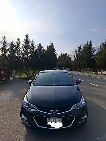 Chevrolet Cruze: 1.4 l | 2017 il 131000 km Sedan