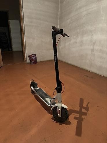 Skuter problemsizdir pul lazımdır deyə satılır sürət 35 Gedir polnu
