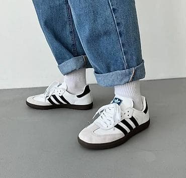 ag jaket: Məhsul: Adidas Samba . 37/41 arası ölçülər 👣 Xüsusiyyətlər: - Rəng — 2