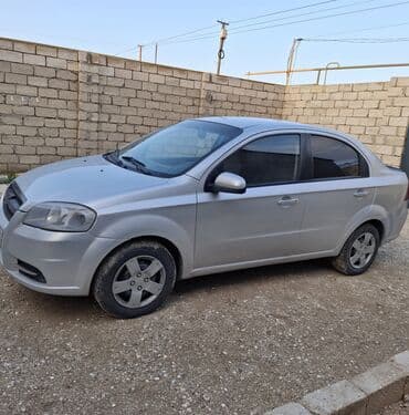 kia sorento 2006: Chevrolet Aveo: 1.6 l | 2008 il 265787 km Sedan — 3