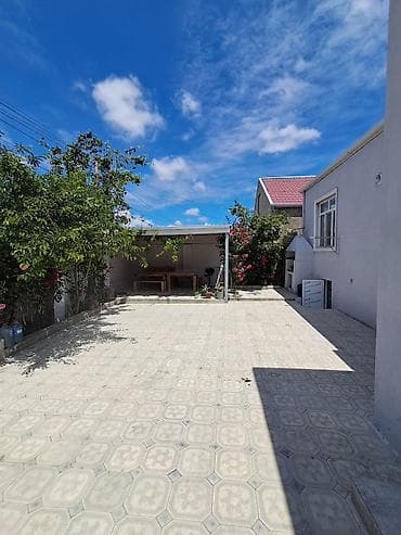 sumqayitda heyet evi: Suraxanı 4 otaqlı, 140 kv. m, Yeni təmirli — 2