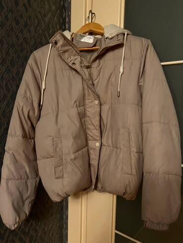 Qısa şişmə qış gödəkçəsi - Rəng: açıq-boz/bej ton - Model: qısa