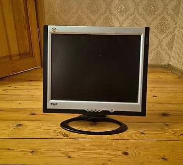 Ноутбуки: KUR Computers 15" LCD Monitor - Model: 5005L - Ekran ölçüsü: 15 düym — 1