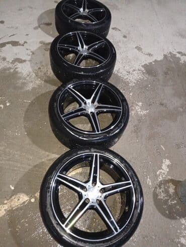 ij disklər: Новый Колесо Mercedes-Benz 245 / 50 / R 19, 5 Болтов — 1