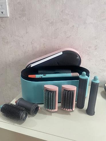 mac air: Dyson Airwrap Complete saç formalaşdırma seti. Oriqinal, iki il evvel — 2