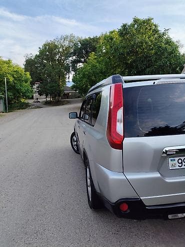 ford satış: Nissan X-Trail – gümüşü rəngli, 5 qapılı Su maşın əla vəziyyətdədir — 5