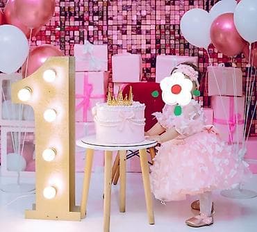 Bu donda bir nece deqiqeliq geyinilib fotosesiya ucun buda satilir 1