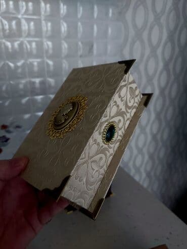 kişi ətiri narkotik: Avropanın ən gözəl delüks yağ ətirləri. Hədiyyəlik qutular — 12