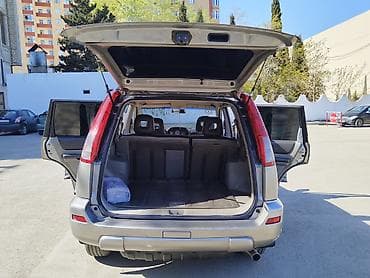 avtomobil satiwi: Nissan X-Trail: 2 l | 2002 il Ofrouder/SUV — 6