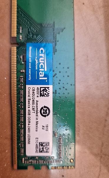 komputer notebook: Operativ yaddaş (RAM) Crucial, 4 GB, 2400 Mhz, DDR4, PC üçün, İşlənmiş — 2