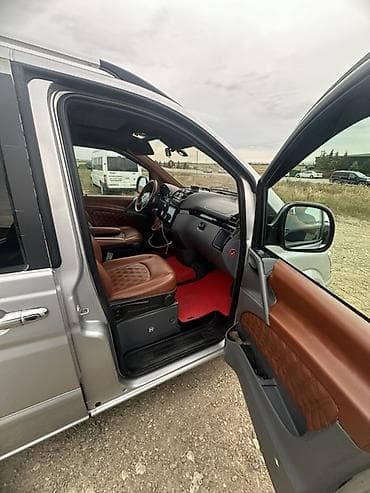 cruze led stop: Mercedes-Benz Vito: 2.2 l | 2008 il Mikroavtobus — 5