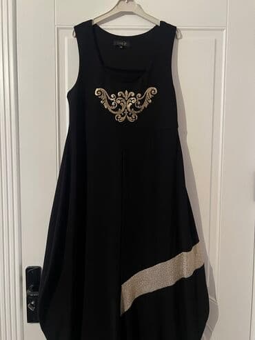 Ziyafət geyimi 2 dəfə geyinilib, təzə kimidir Qiymət :70 manat Ölçü