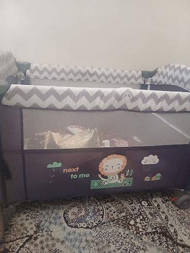 Oğlan və qız üçün, Dördbucaq, Beşik, Dəst ilə, Matras ilə, Yellənmə mexanizmsiz