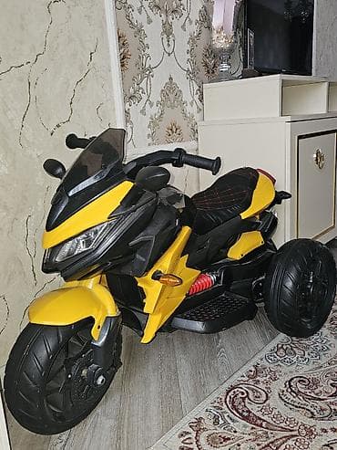 Uşaq üçün elektrikli üçtəkərli motosiklet - Rəng: sarı/qara, idman