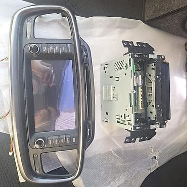 diamond manitor: Kia Sorento üçün orijinal multimedia/naviqasiya başlıq bloku və ön — 2