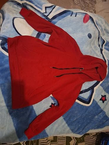 qelem etek: Qırmızı rəngli kapüşonlu svitşört - Klassik hoodie dizaynı — 1