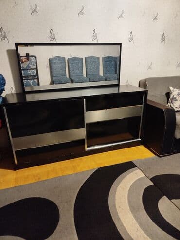 işlenmiş qapilar: İşlənmiş — 1