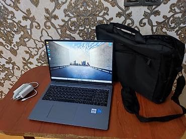 Huawei MateBook D 15 noutbuk Xüsusiyyətlər: - Ekran: 15.6" Full HD