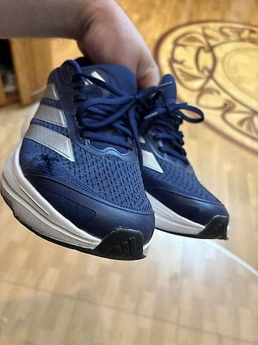 Satilir adidas original qutusuda var Sadece sag tayinda defect var — 3