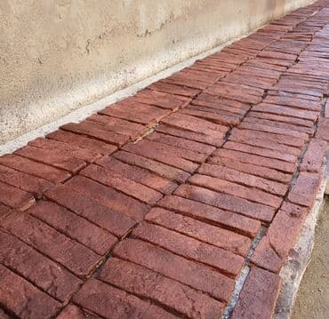 kafel metlaq ucuz: Ağ və boz rənglərdə, müxtəlif formalı daşlardan ibarət üzlük — 4