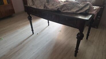 вазы из богемского стекла: Antik mebel dəsti - Ağac komod: Klasik üslubda, təbii ağacdan. Üst — 3