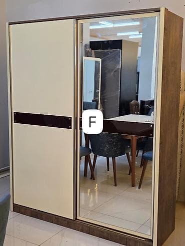 *Dolab satılır* Ölçüləri Eni 166sm, hünd 2m, derinlik 56sm