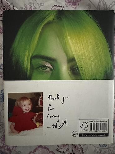 Jurnallar: Фотокнига Billie Eilish с её автографом! Включает редкие фотографии — 2