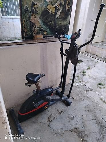 Maskalar, eynəklər: 200azn — 1