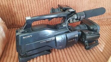 sony video camera 2000: Təcili satılır.Sony1000 videokamera.Yaxşı vəziyyətdədir,Çantası — 1