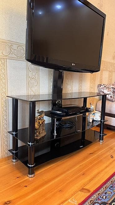 televizor pastavka lari: Düz TV altlığı, Polkalı, Şüşəli — 4