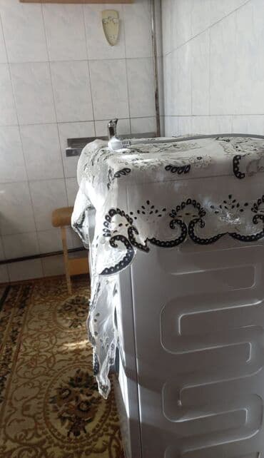 bakıda tələbələr üçün kirayə evlər: Gəncə Beynəlxalq xəstəxana ilə üzbəüz Asan xidmətin yanı Kəpəz polisin — 15