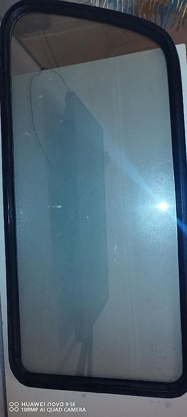 niva ön şüşə: Arxa, VAZ (LADA) Niva, 1995 il, Ünvandan götürmə — 7