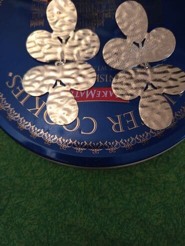 islenmis qizil sirqalar: Qızılı rəngli böyük iyneli sırğalar - Material: metal, qızılı ton — 6