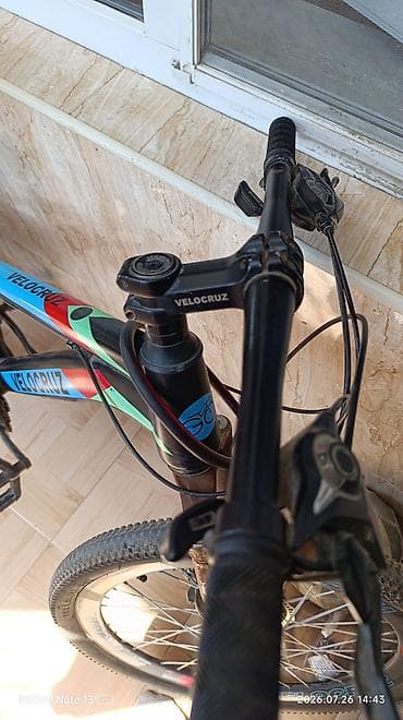 Velocruz velosipedi - Çərçivə: yüngül alaşımlı, qara-mavi-qırmızı — 5
