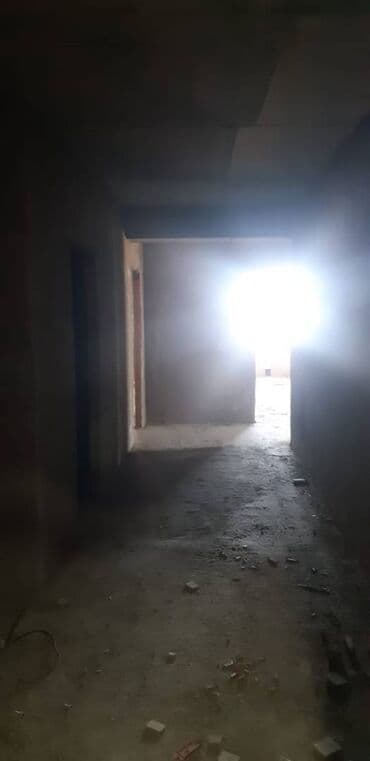 bina 12 kvadratmetr verilir: 2 otaqlı, Yeni tikili, m. Xalqlar Dostluğu, 122 kv. m — 3